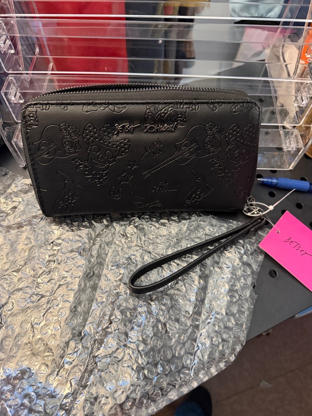 Betsey Johnson Black Embossed Day of the Dead Zip Wallet - Picture 8 of 8